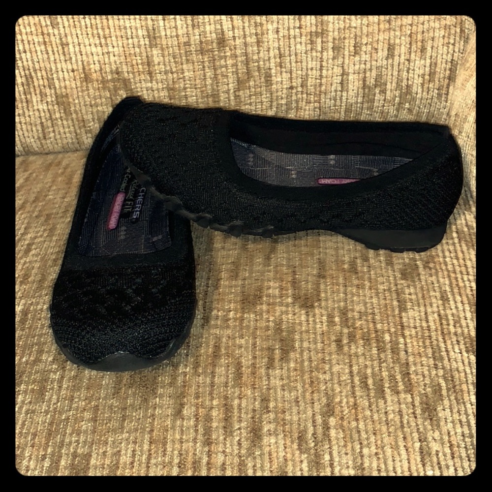 Black Skechers Slip on